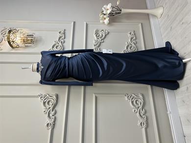 Aksesuar Detaylı Saten Abiye İndigo