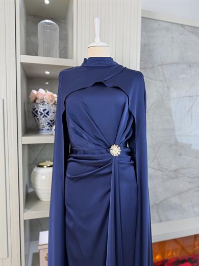 Celina Abiye Lacivert