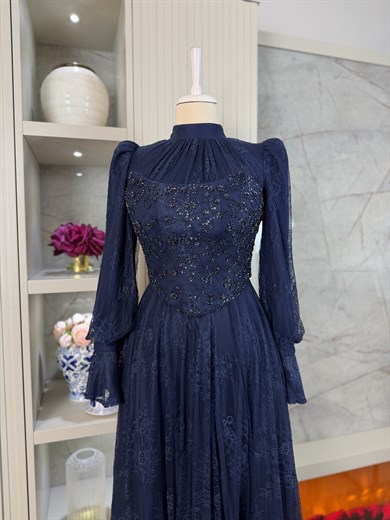 Elvan Abiye Lacivert