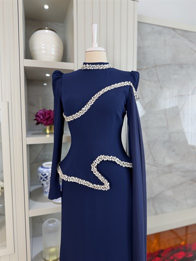 Eylül Abiye Lacivert