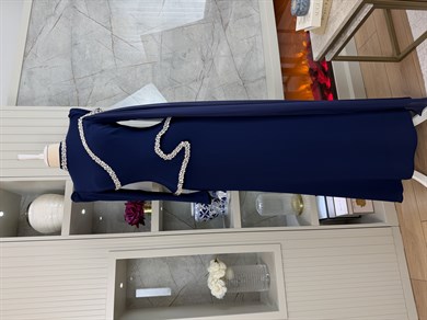 Eylül Abiye Lacivert