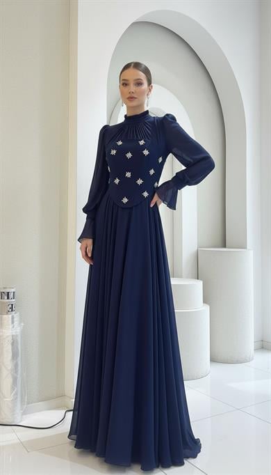 Farah Abiye Lacivert