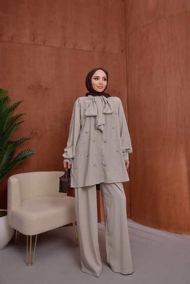 Fularlı Taşlı Takım Taş