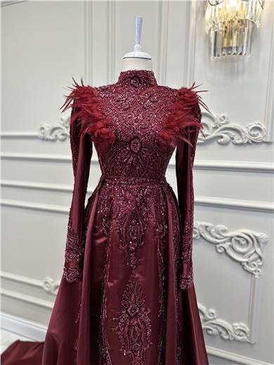 Haute Couture Bordeauxfarben