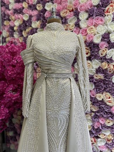 Haute Couture Kleid Beige