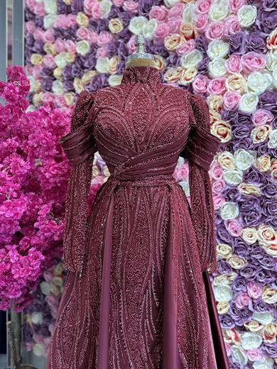 Haute Couture Kleid Bordeauxfarben