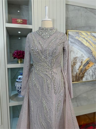 Haute Couture Dress Pudra