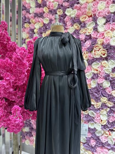 Glänzender Satin Abendkleid Schwarz