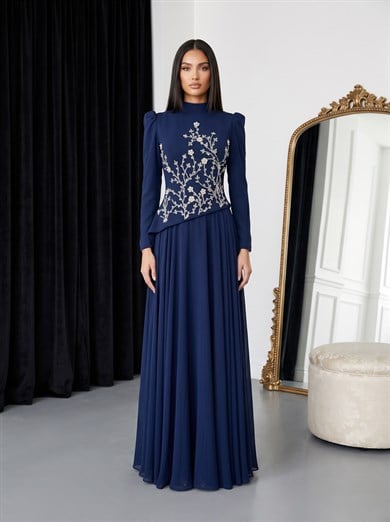 Işıl Abiye Lacivert