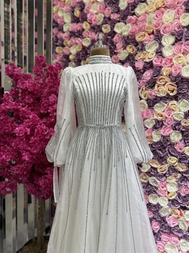 İşleme Detaylı Abiye Beyaz