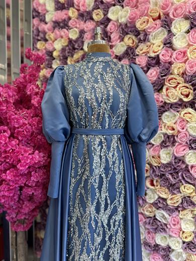 İşleme Detaylı Pelerinli Saten Abiye İndigo