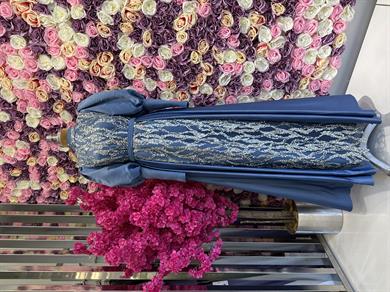 İşleme Detaylı Pelerinli Saten Abiye İndigo