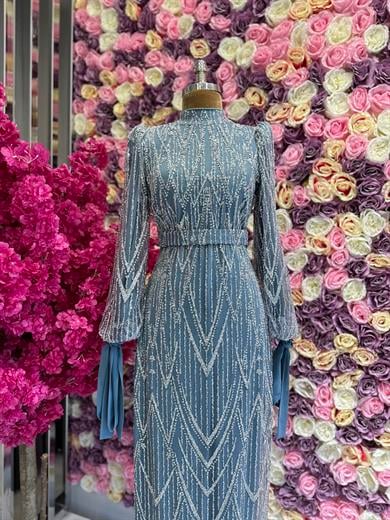 İşlemeli Kumaş Kolu Bağlama Detaylı Abiye İndigo