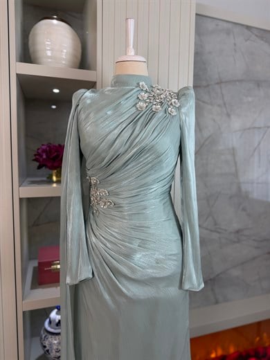 Karen Abiye Mint