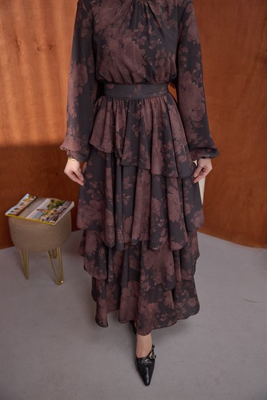 Kat Kat Desenli Elbise Kahve