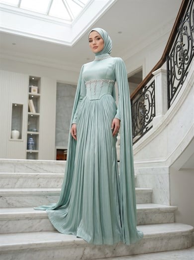 Kelly Abiye Mint