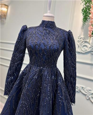 Dunkelblaues Haute Couture Kleid