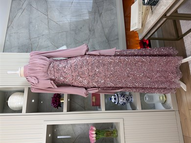 Lara Abiye Pudra
