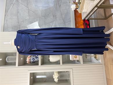 Leila Abiye Lacivert