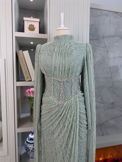 Nergis Abiye Mint