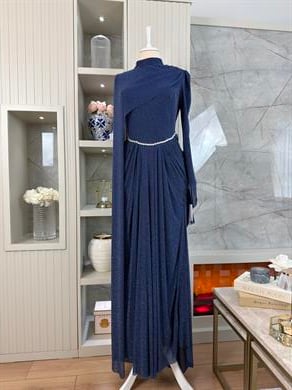 Perry Abiye Lacivert