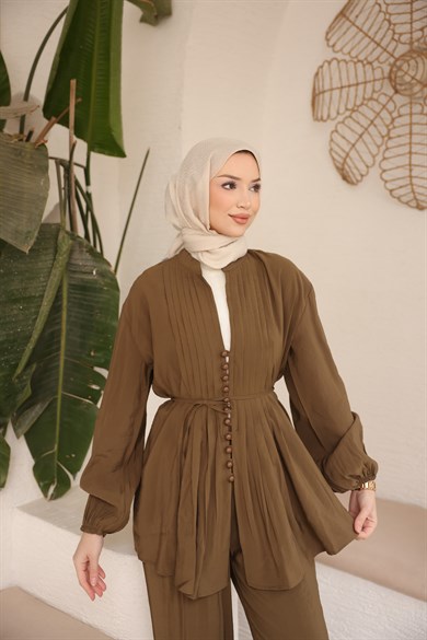 Premium Kalite Düğme Detaylı Takım Yeşil