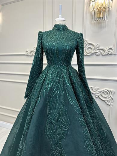 Zümrüt Haute Couture Kleid
