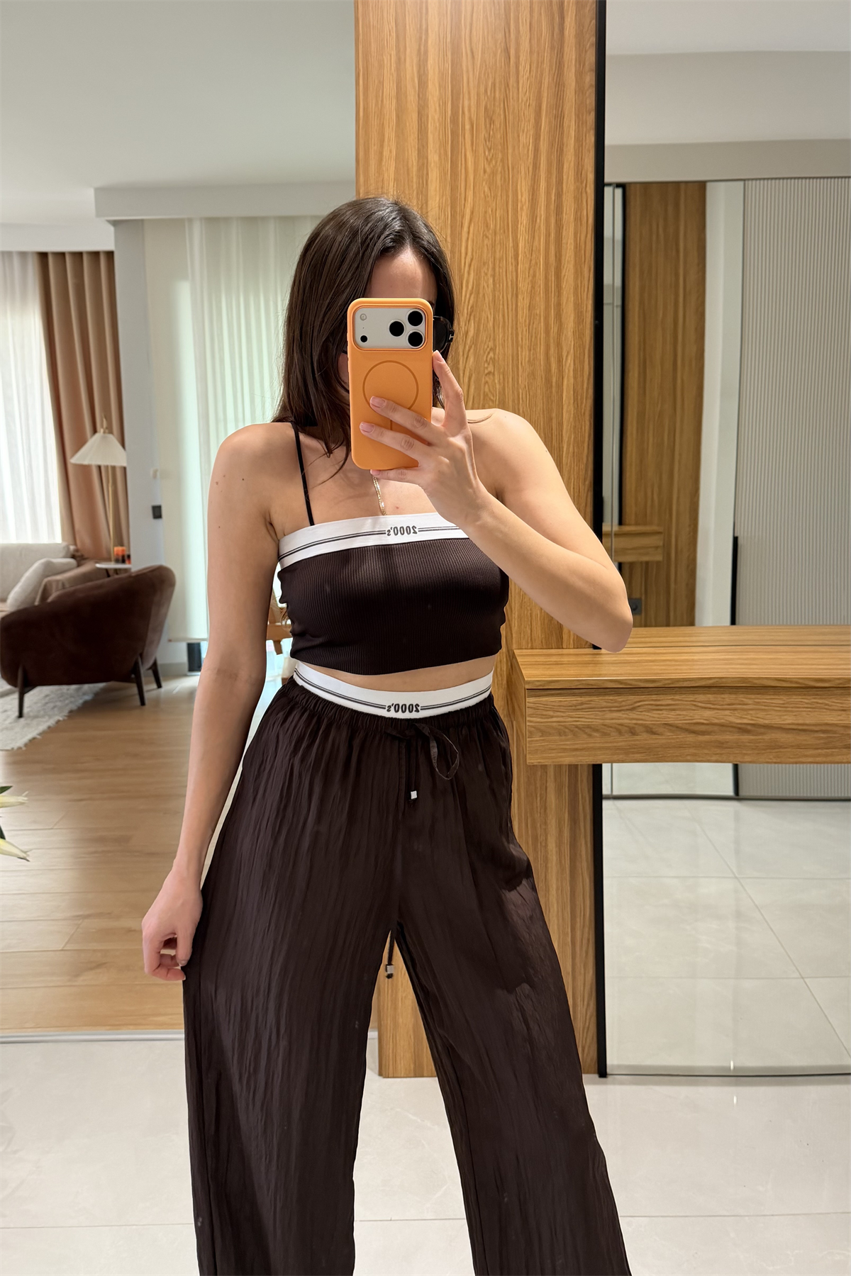 Nairobi 2000s Kahve Pedli Askılı Crop