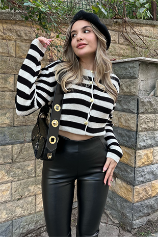 5 Gold düğmeli siyah çizgili triko