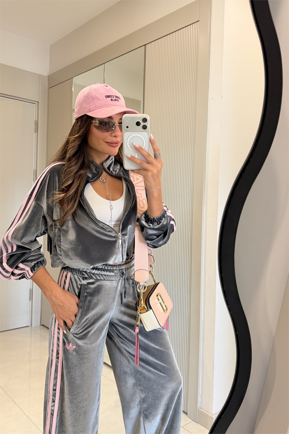 Adelina Antrasit Kadife Marka Model Takım