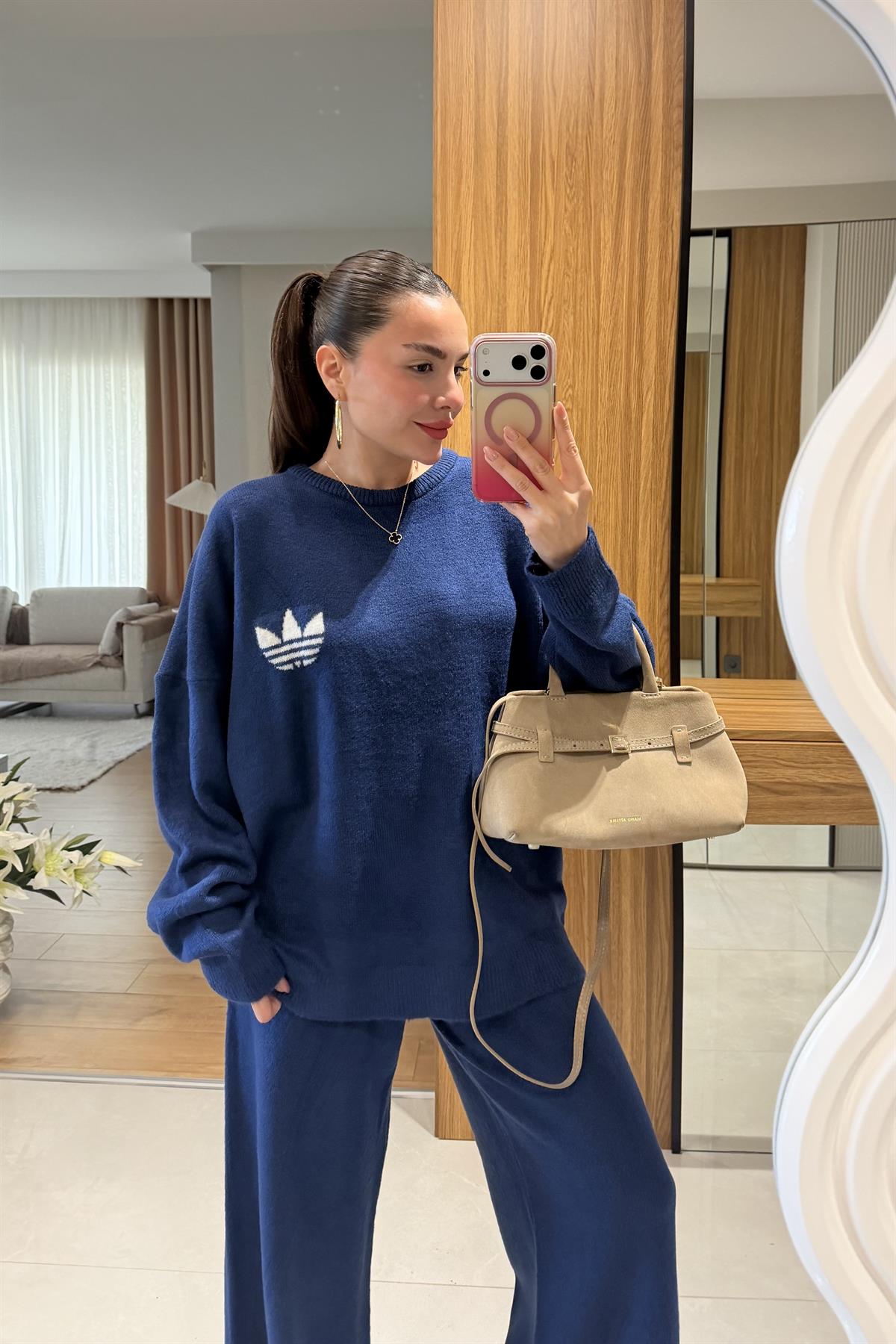 Agatha Lacivert Triko Takım