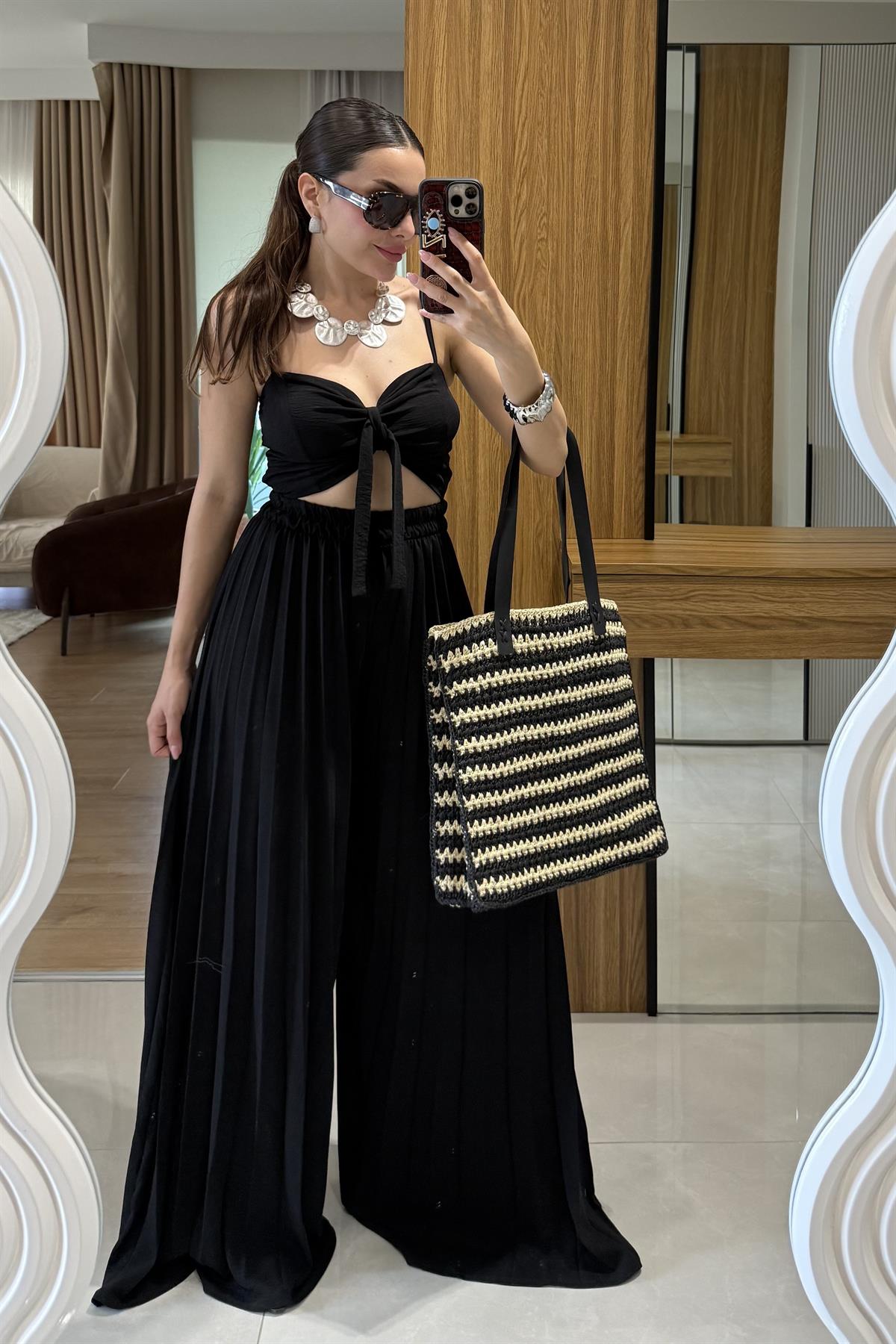 Agnes Siyah Crop Pantolon Takım