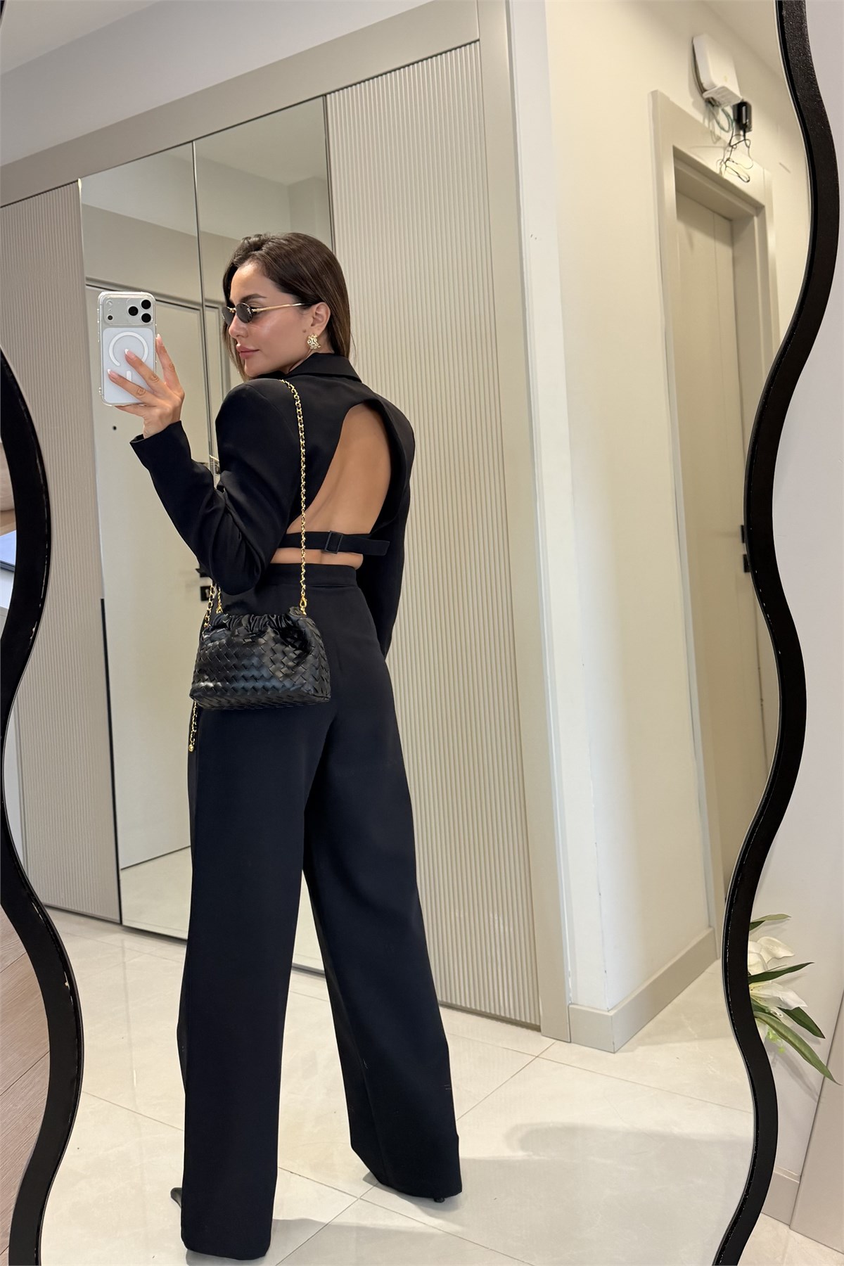 Alessia Siyah Sırt Dekolteli Premium Takım