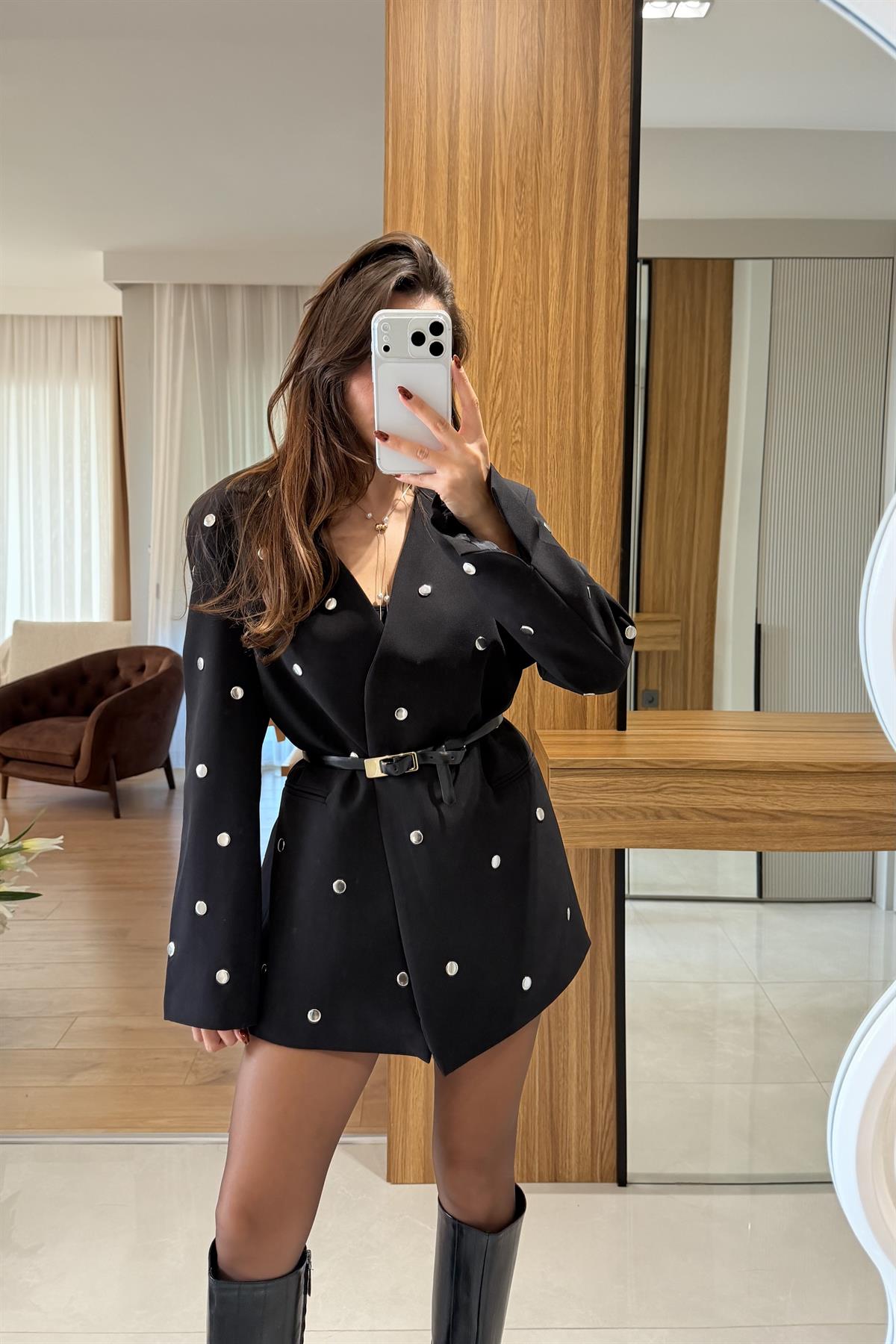 Alexe Siyah Zımbalı Blazer Ceket