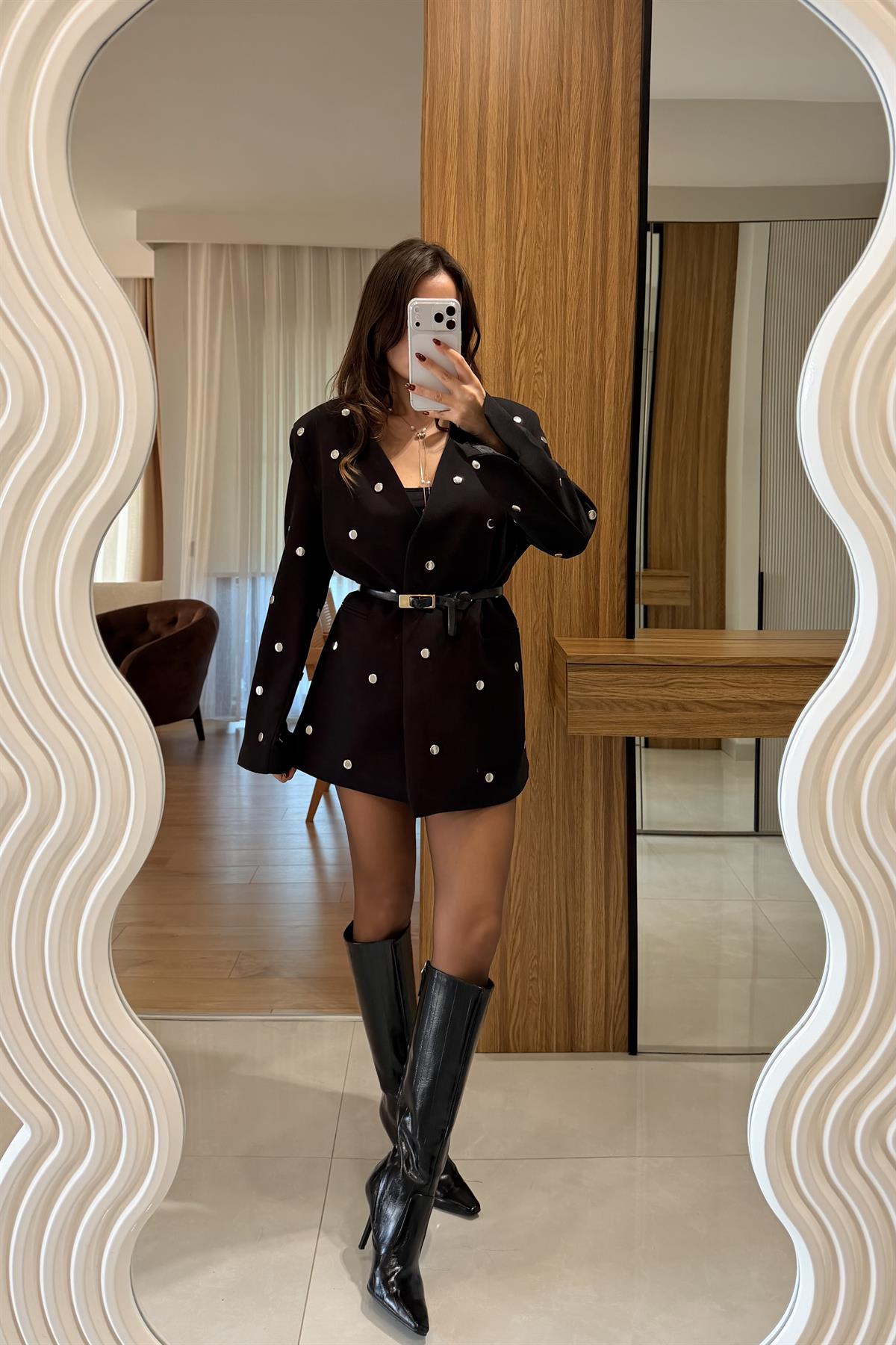 Alexe Siyah Zımbalı Blazer Ceket