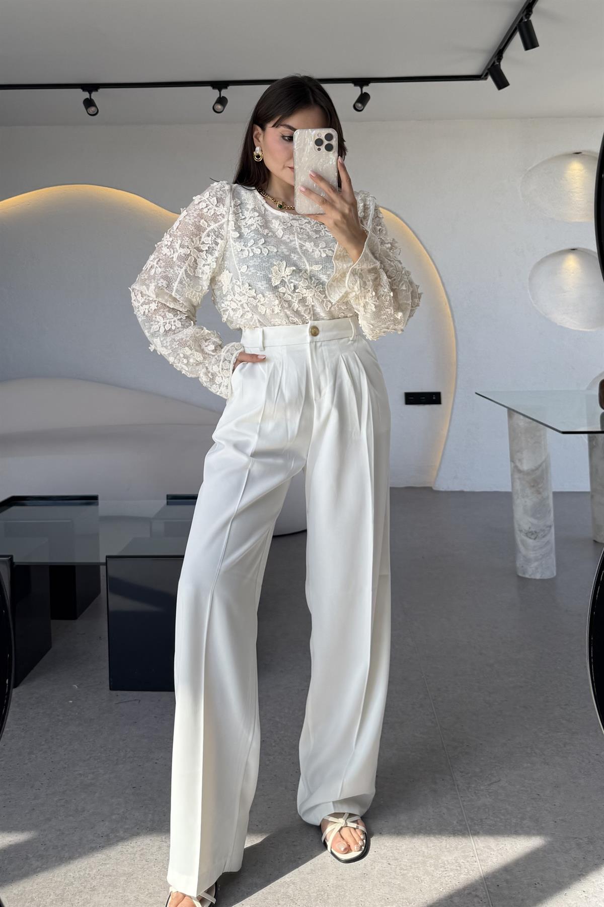 Alexa Beyaz Pileli Palazzo Pantolon 