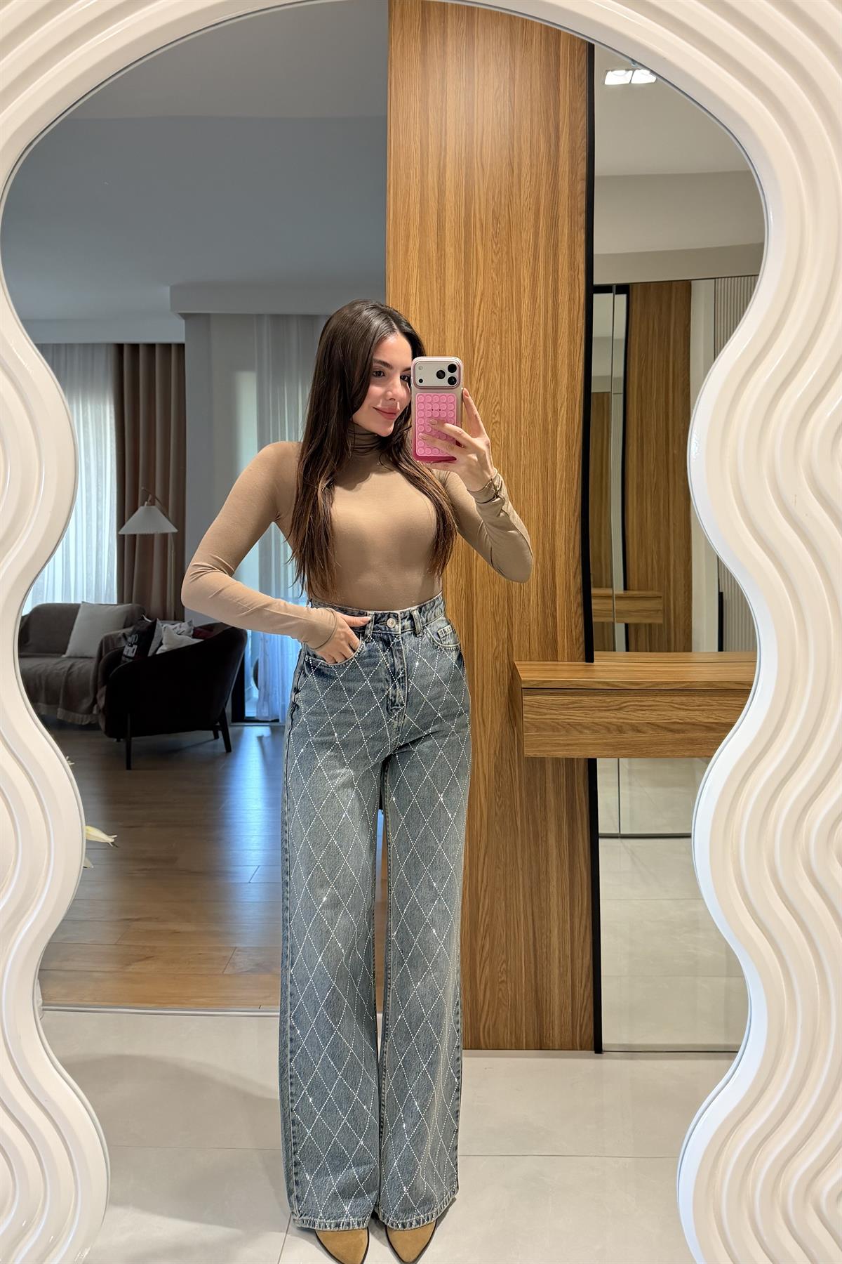 Aleysia Lightblue Çapraz Taşlı Lightblue Yıkama Jean