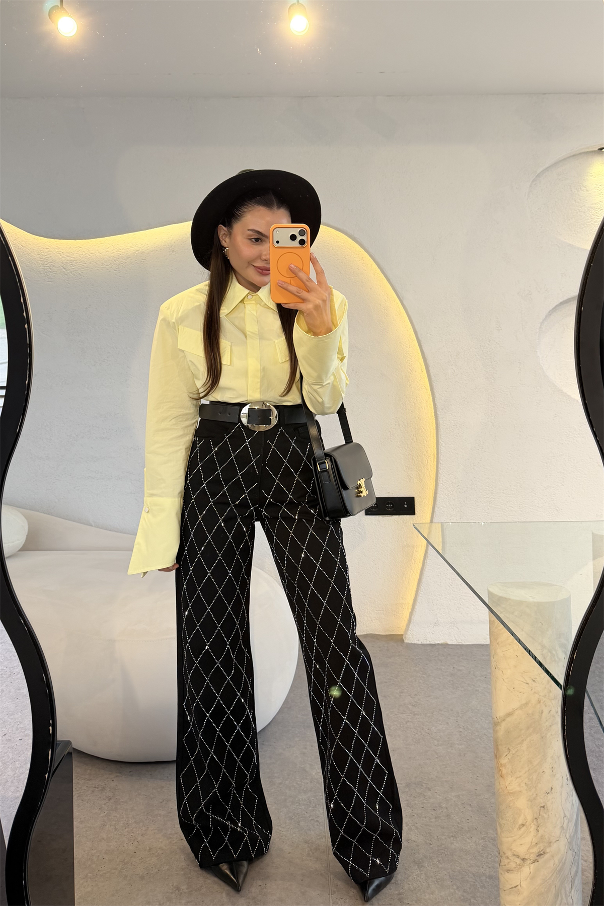 Aleysia Siyah Çapraz Taşlı Lightblue Yıkama Jean