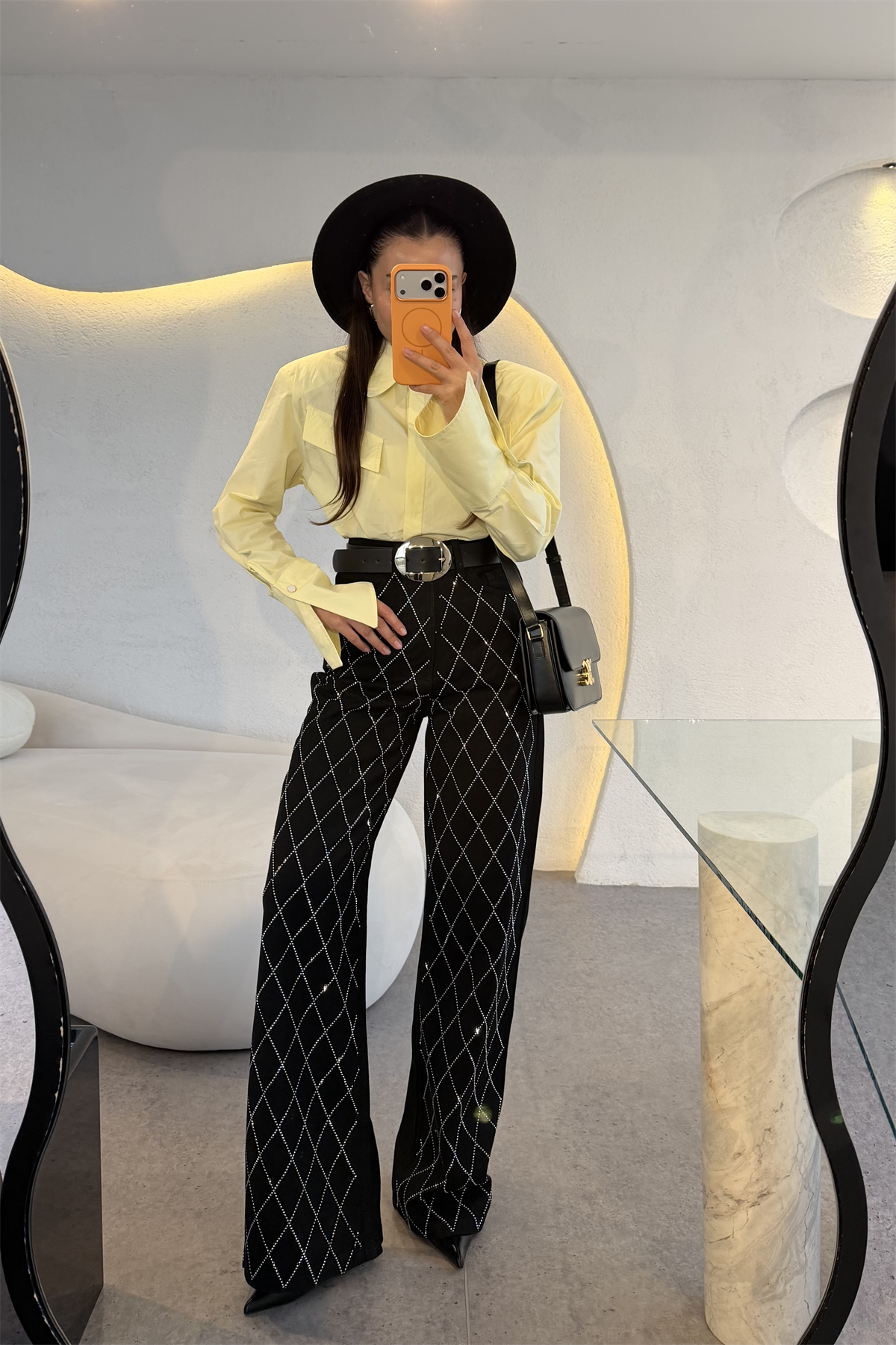 Aleysia Siyah Çapraz Taşlı Lightblue Yıkama Jean