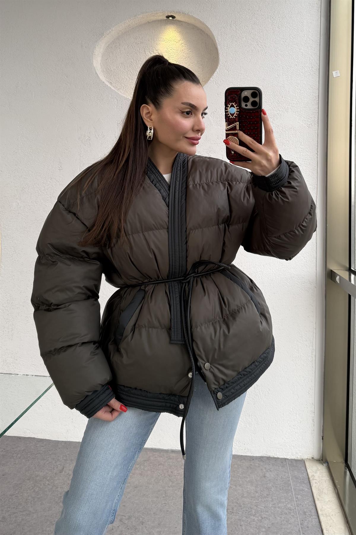 Alisa Koyu Kahve Şişme Mont