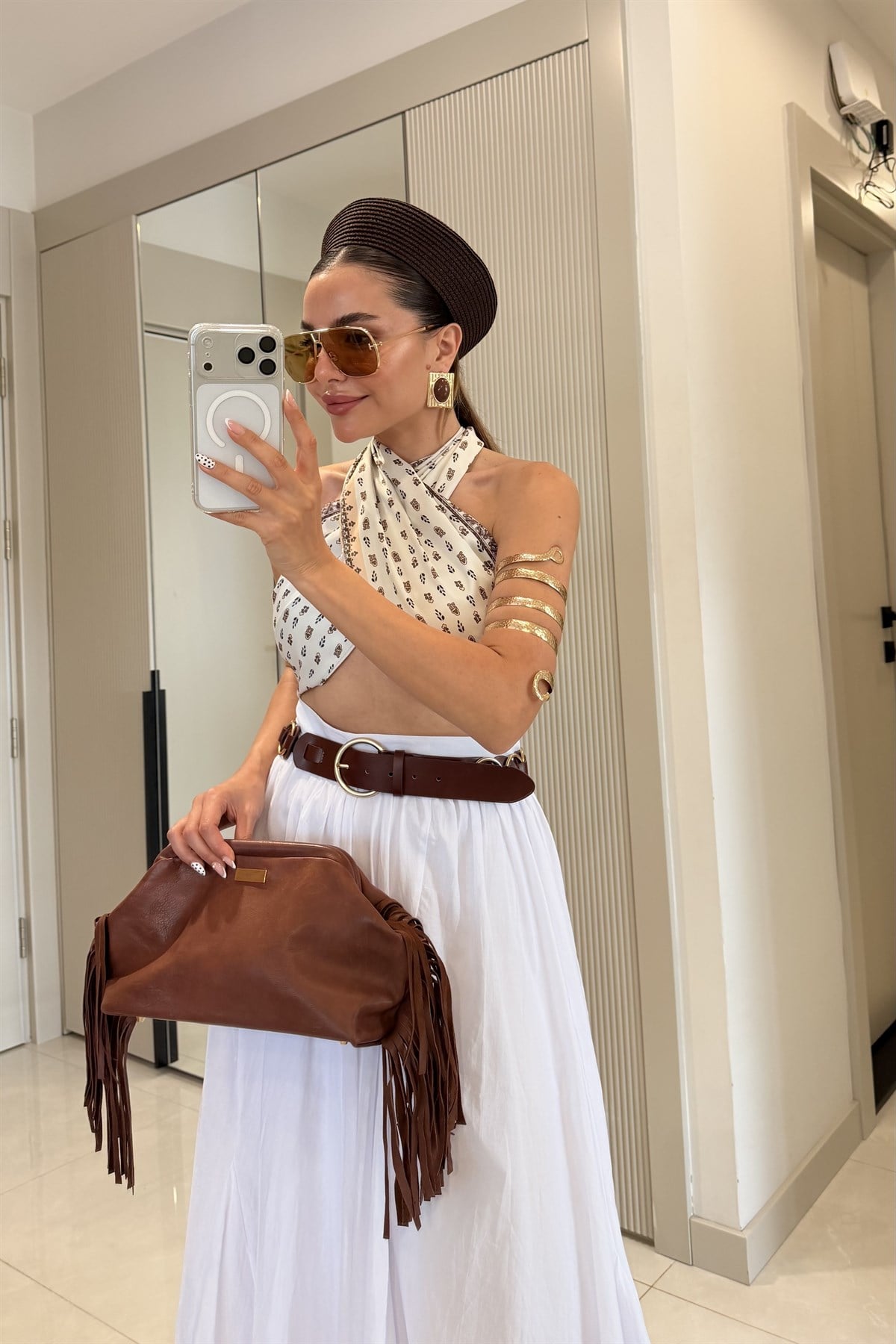 Alisha Beyaz Desenli Saten Fular Bluz