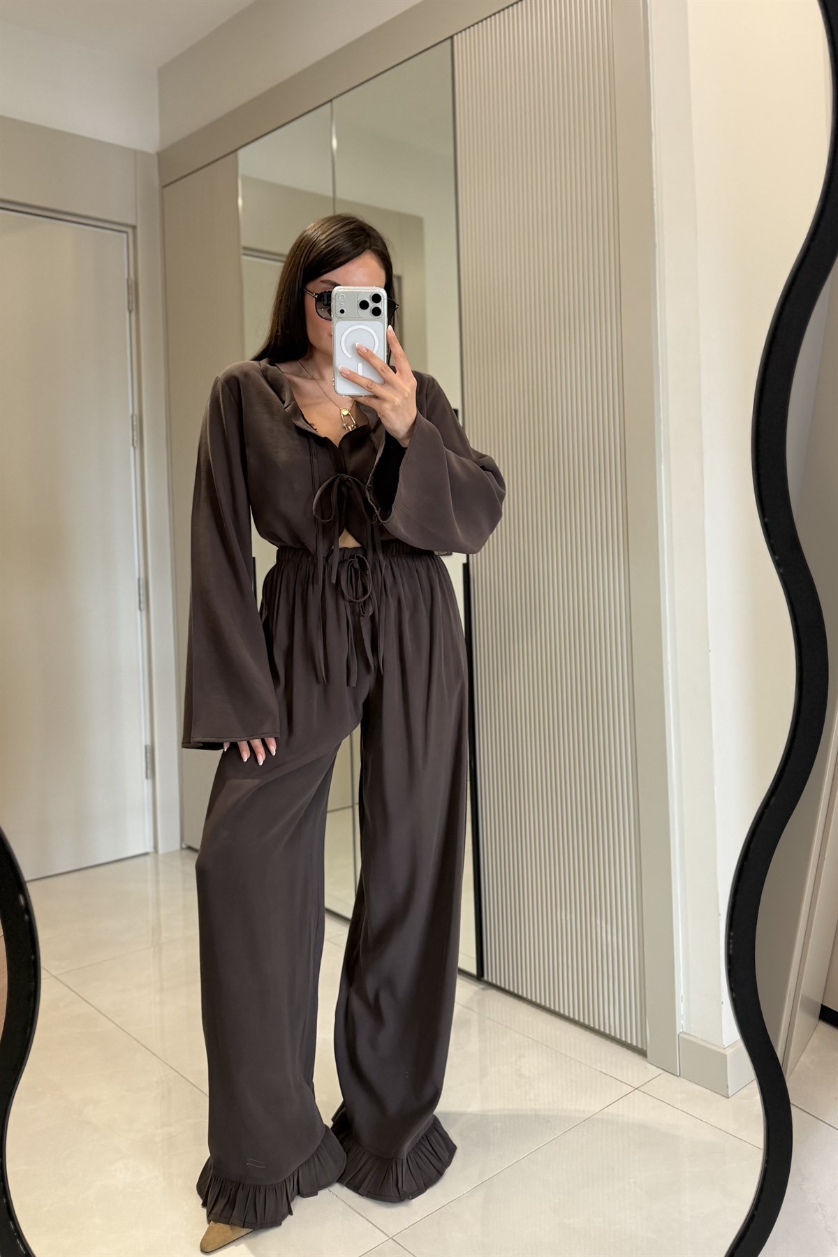Alissa Kahve Tensel Fırfır Detaylı Bağlamalı Takım