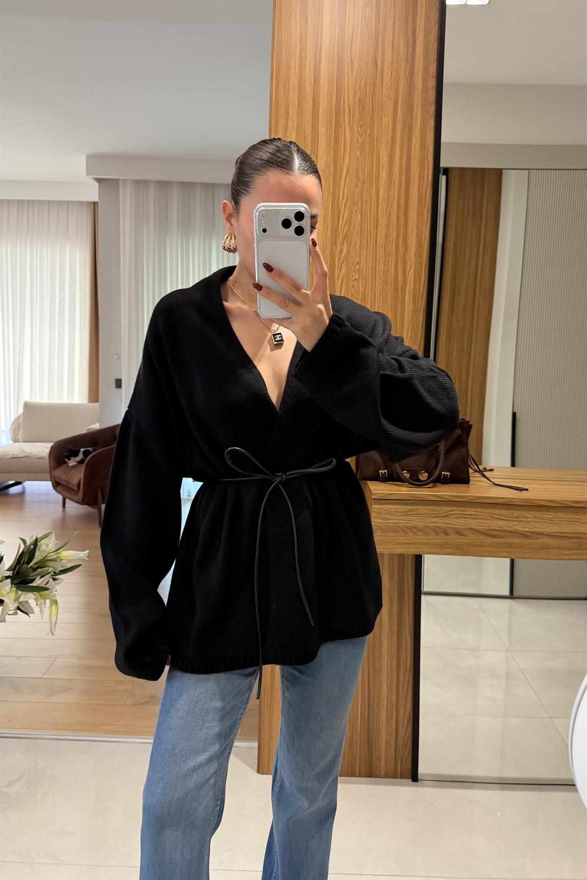 Alves Siyah Deri İpli Hırka