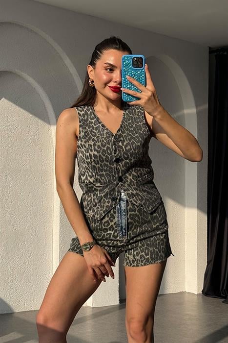 Amabel  Leopar Desen Kot Karışımlı Şort