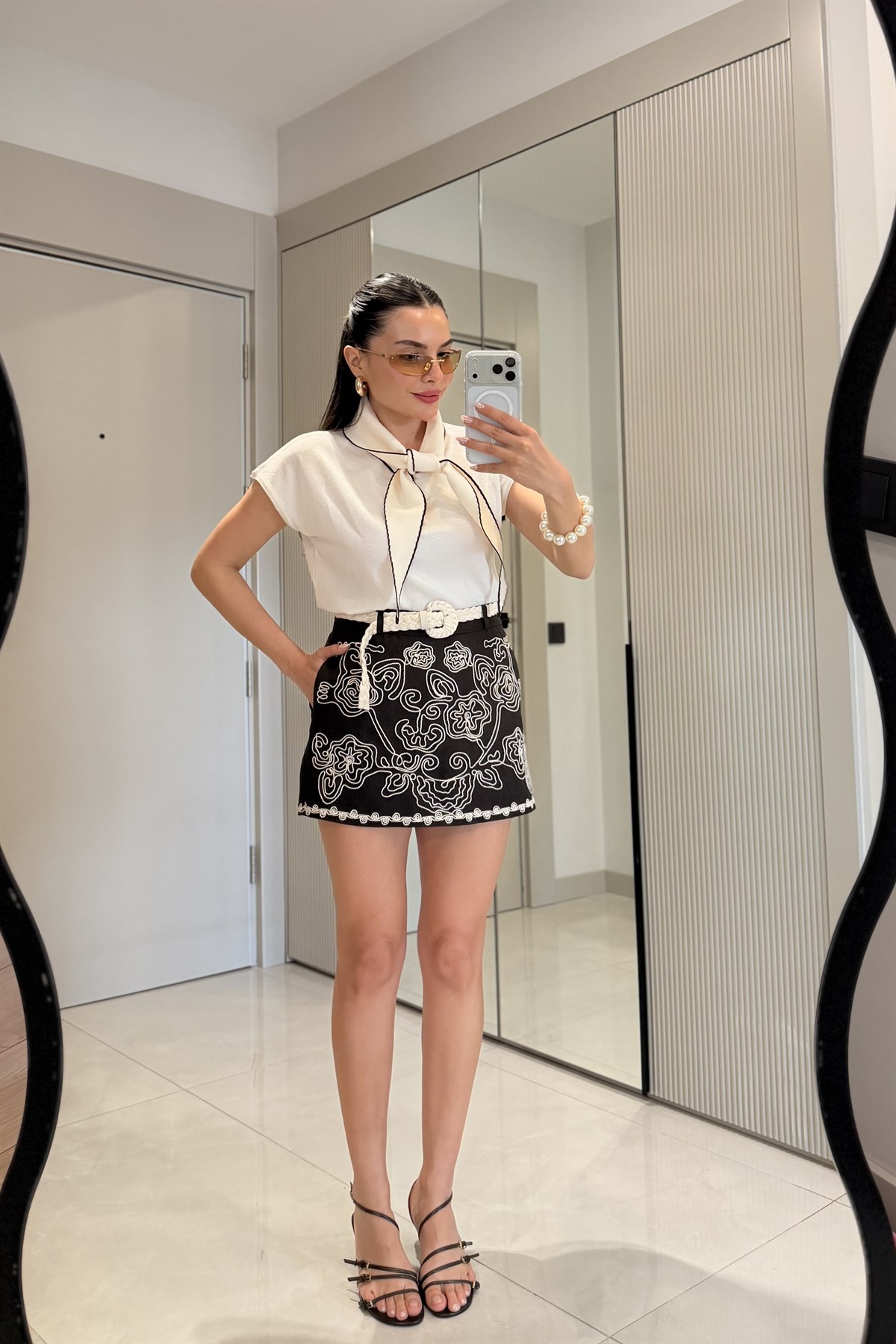 Amanda Kahve Nakışlı Premium Şort Etek
