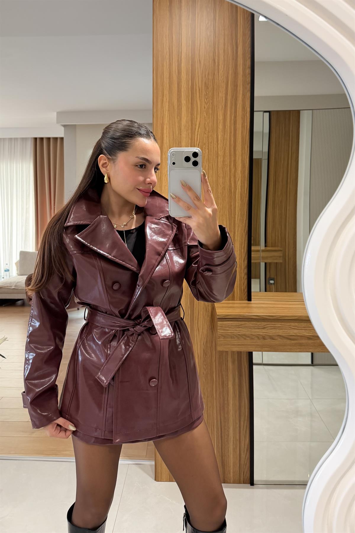 Amanta Bordo Rugan Etekli Takım