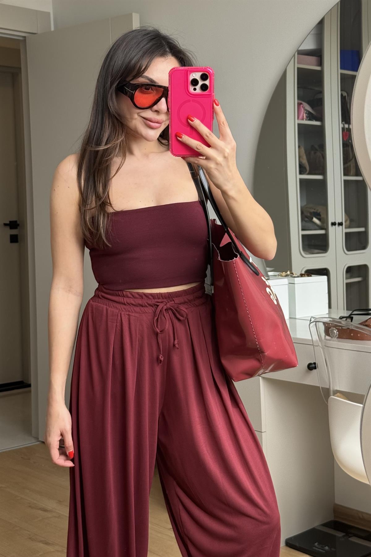 Amaris Bordo Straplez Dilvin Crop