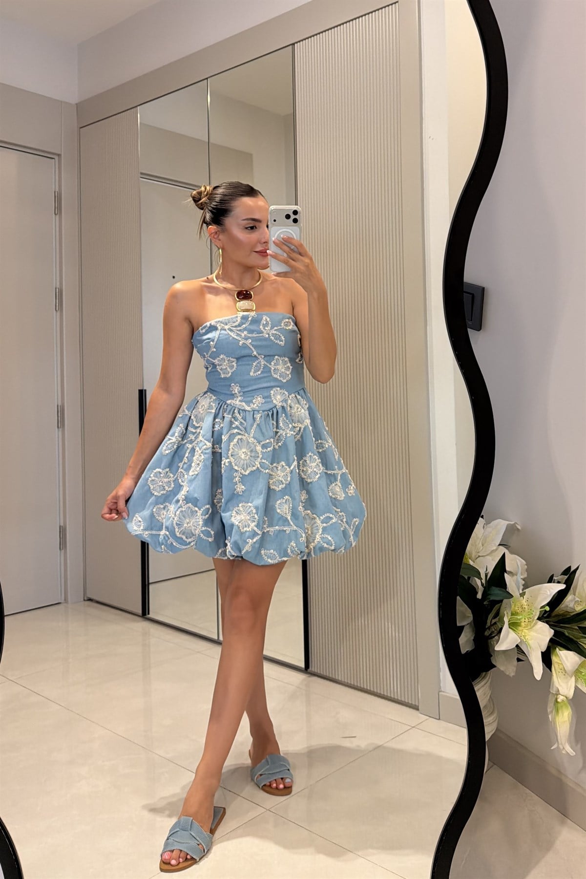 Amaris Nakış İşlemeli Straplez Balon Elbise