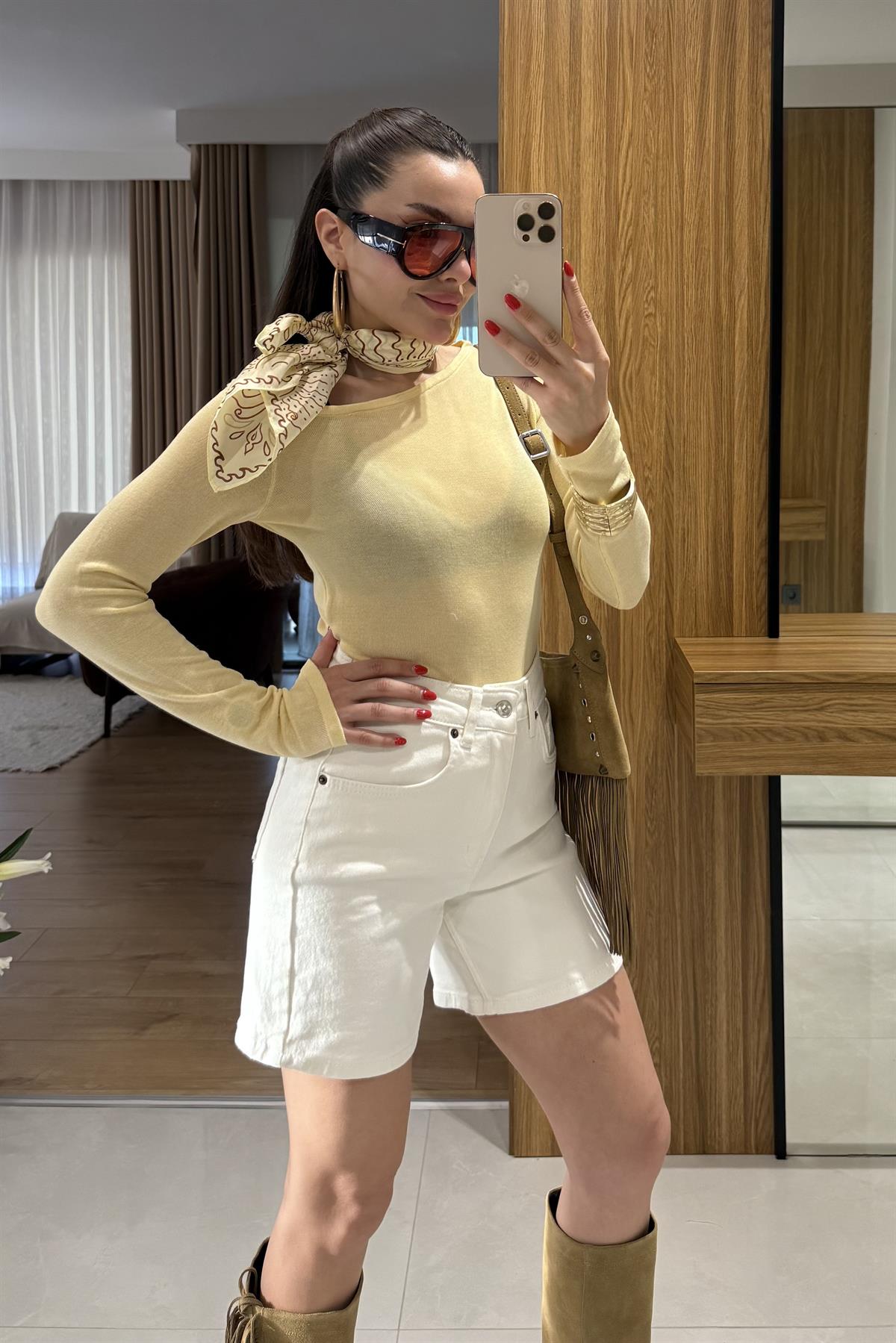 Amelia Sarı Düşük Omuz Transparan Body