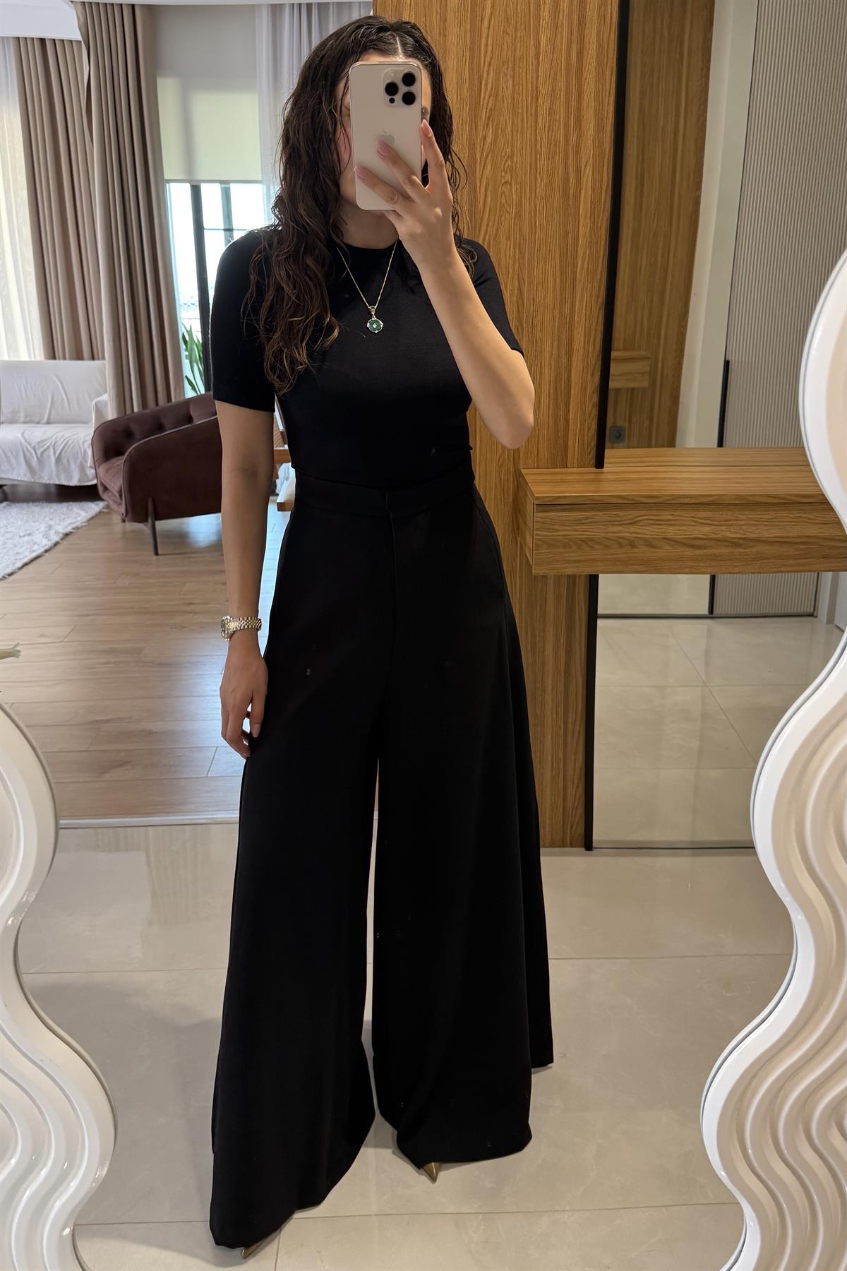 Amely Siyah Geniş Paça Pantolon